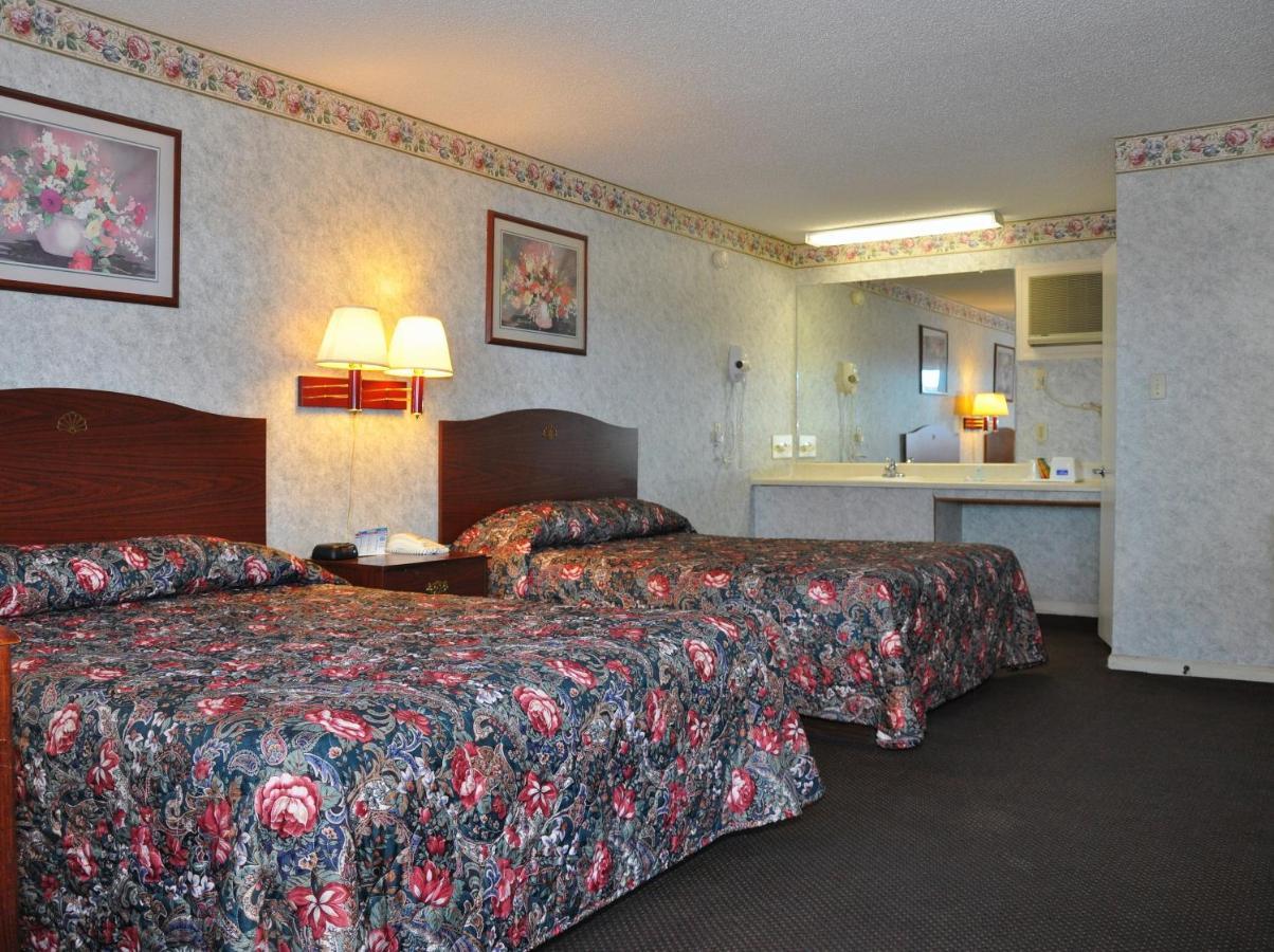 Merrimac Inn & Suites วิลเลียมส์เบิร์ก ภายนอก รูปภาพ