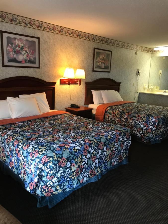 Merrimac Inn & Suites วิลเลียมส์เบิร์ก ภายนอก รูปภาพ